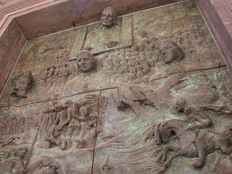 The Door to Hell - i mean to the Ljubljana Cathedral.JPG